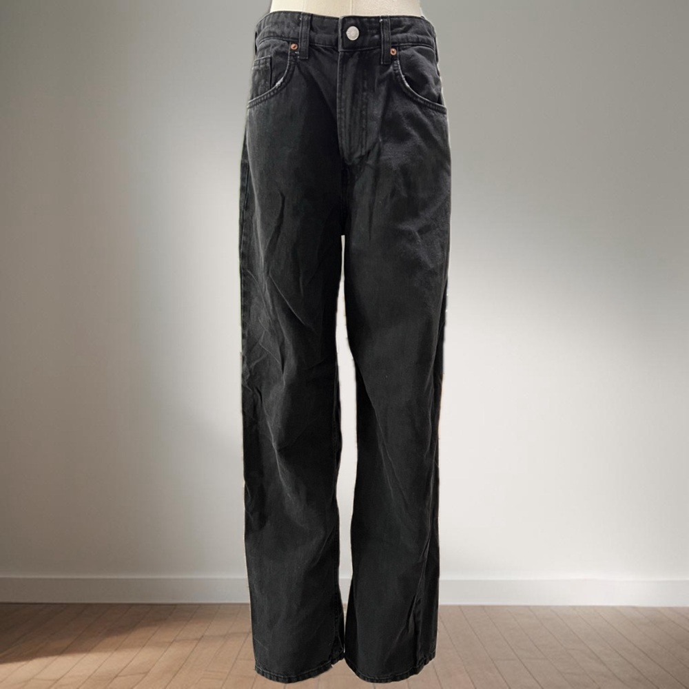 H&M 90’s Straight Washed Black Jeans Size 8